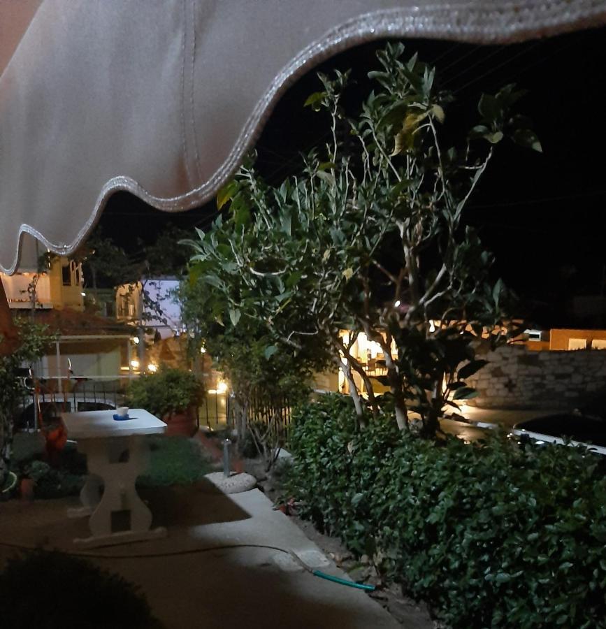 Vicky'S Guesthouse 卡沃斯 外观 照片