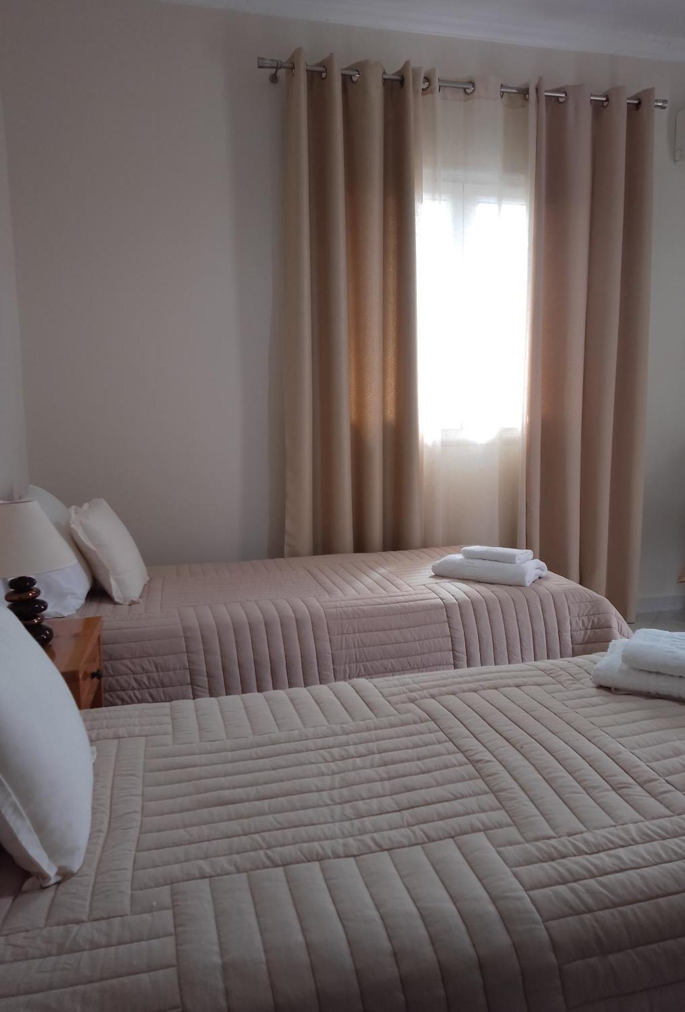 Vicky'S Guesthouse 卡沃斯 外观 照片